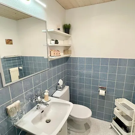 Sunny-nest, Garden Apartment *