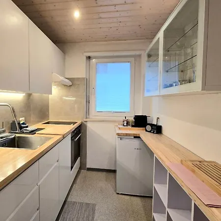 Sunny-nest, Garden Apartamento