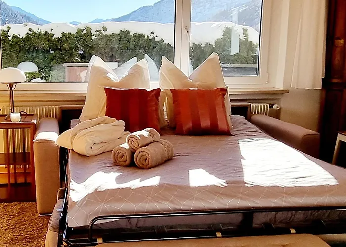 Sunny-nest, Garden * لوكباد