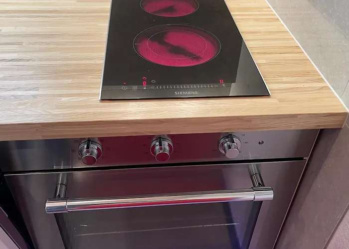 Sunny-nest, Garden * لوكباد