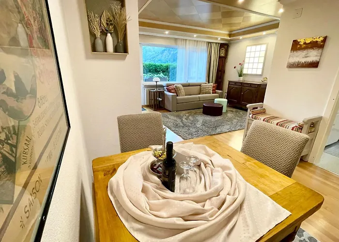 Sunny-nest, Garden شقة لوكباد